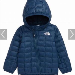 The North Face Theromball Jacket - 3 months